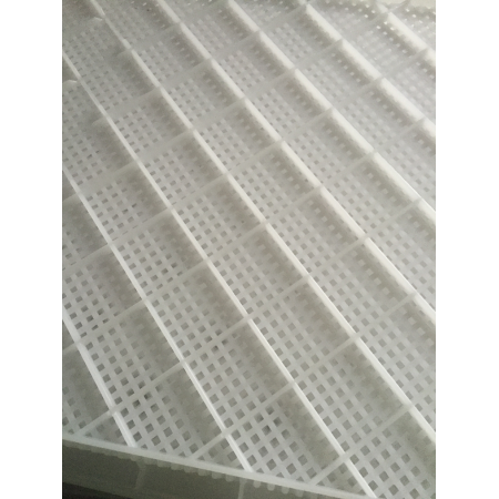 detail display of softgel drying tray